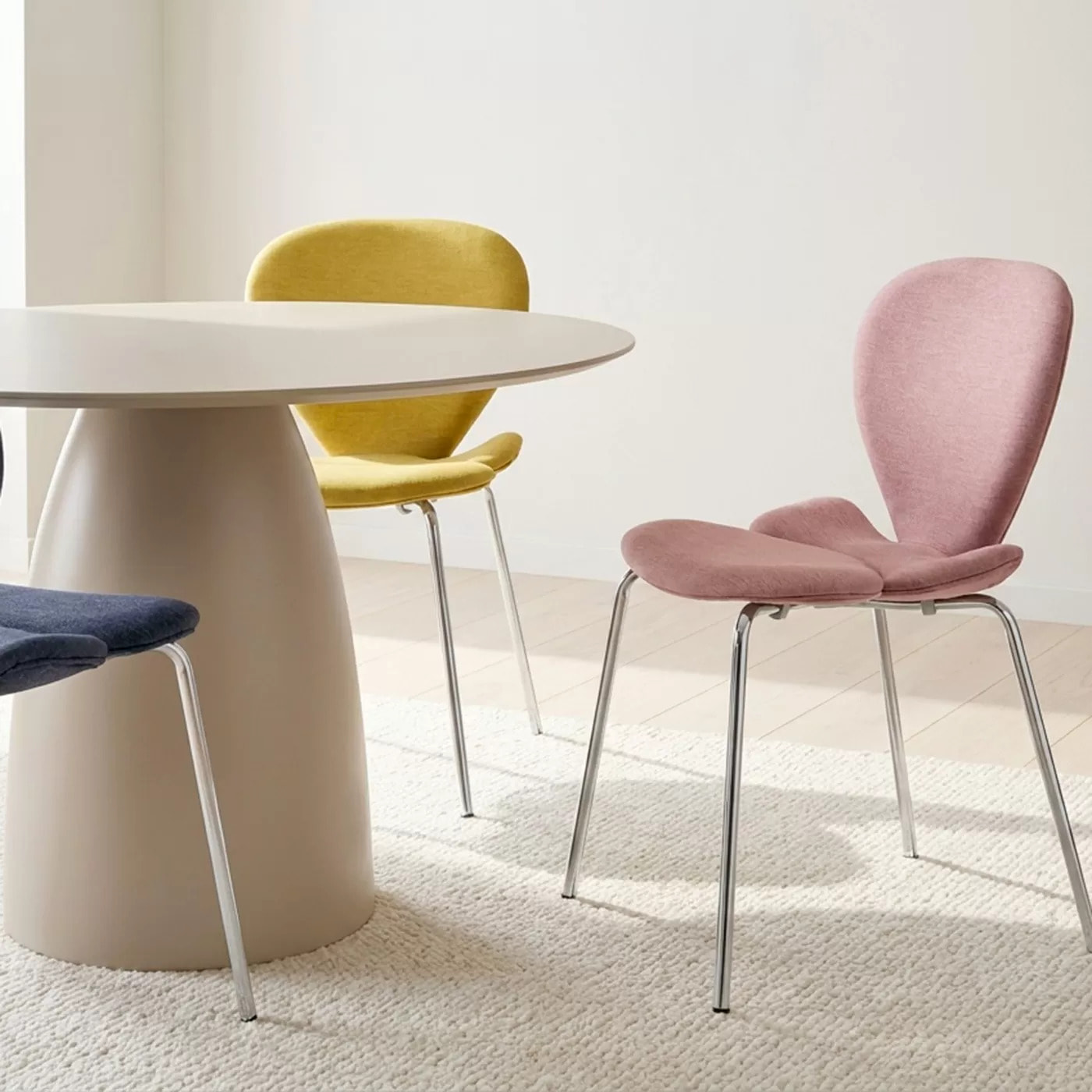 Chaise Soft Blossom rose Kare Design