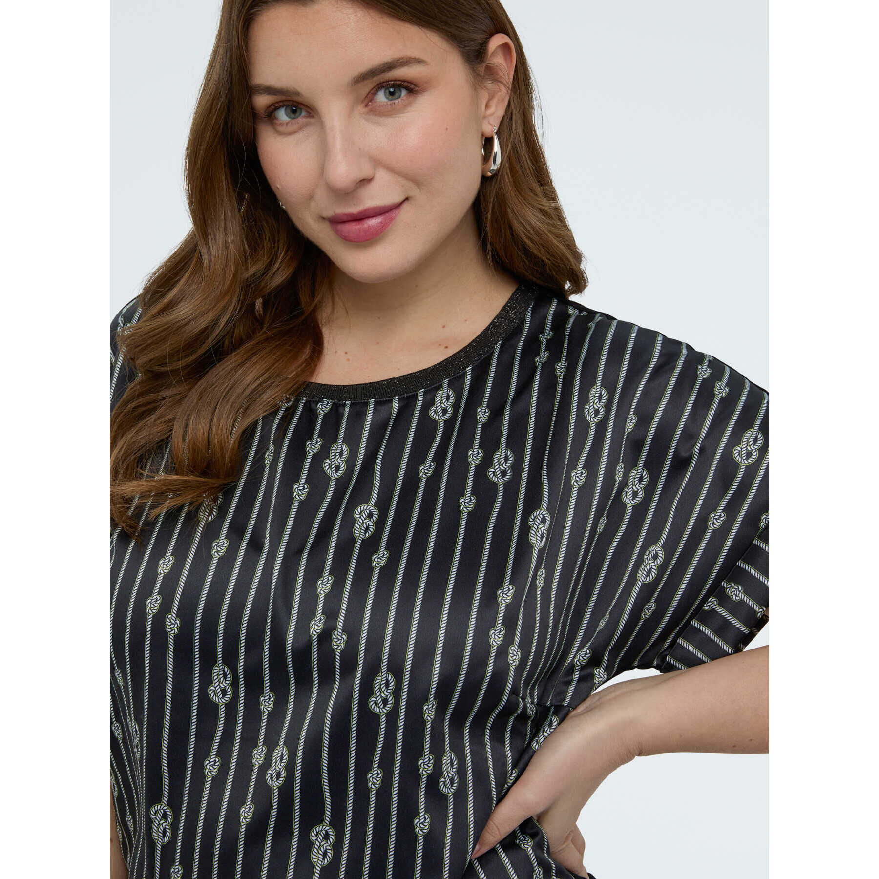 Fiorella Rubino - Camiseta bimaterial fantasía nudos - Negro