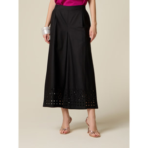 Oltre - Pantaloni cropped con ricamo sul fondo - Nero