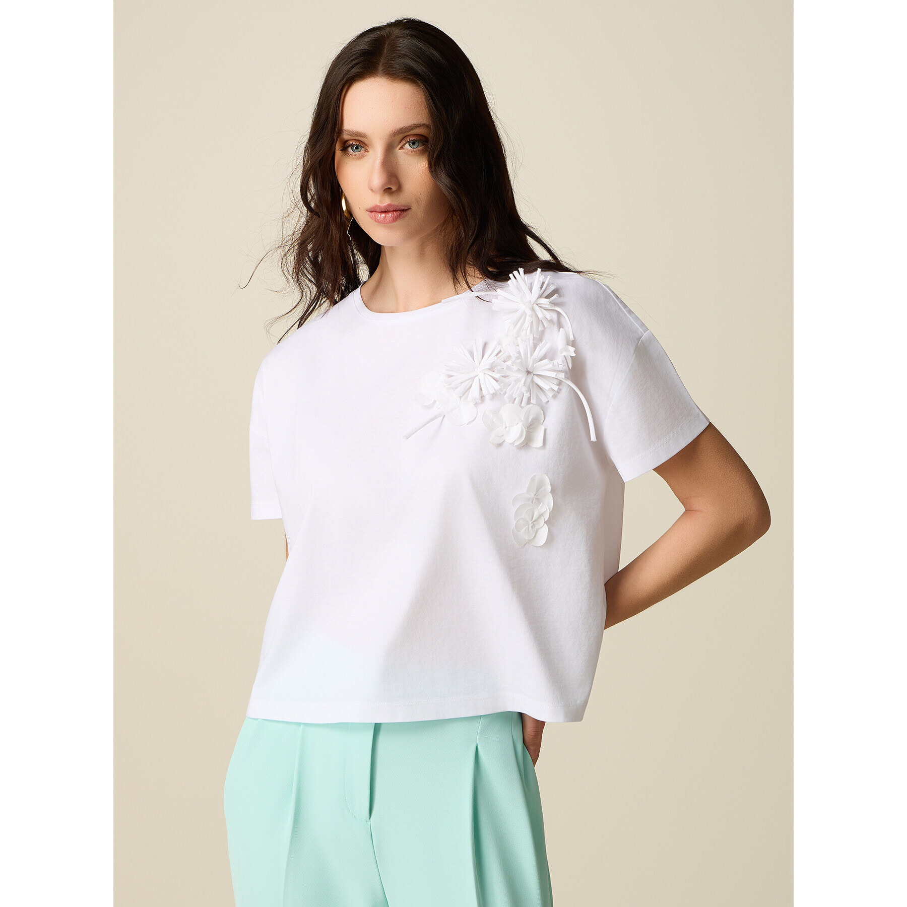 Oltre - Camiseta con aplicaciones florales - Blanco