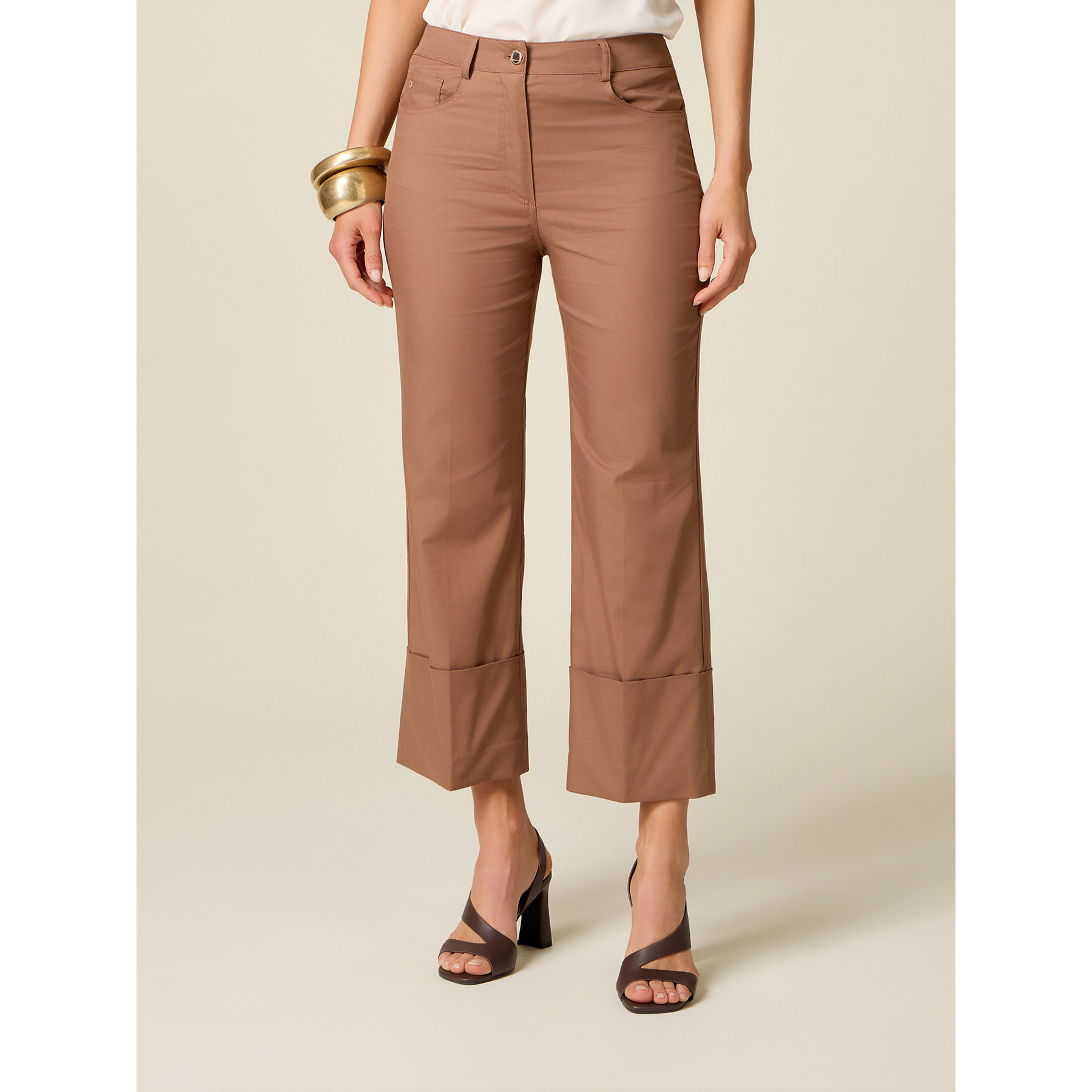Oltre - Pantaloni cropped con risvolto - Beige