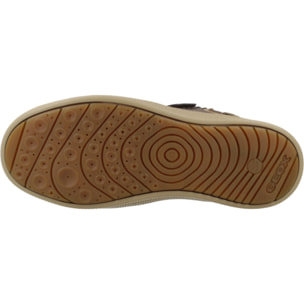 Zapatillas Niño de la marca GEOX  modelo J364AB 0MEFU MARRON