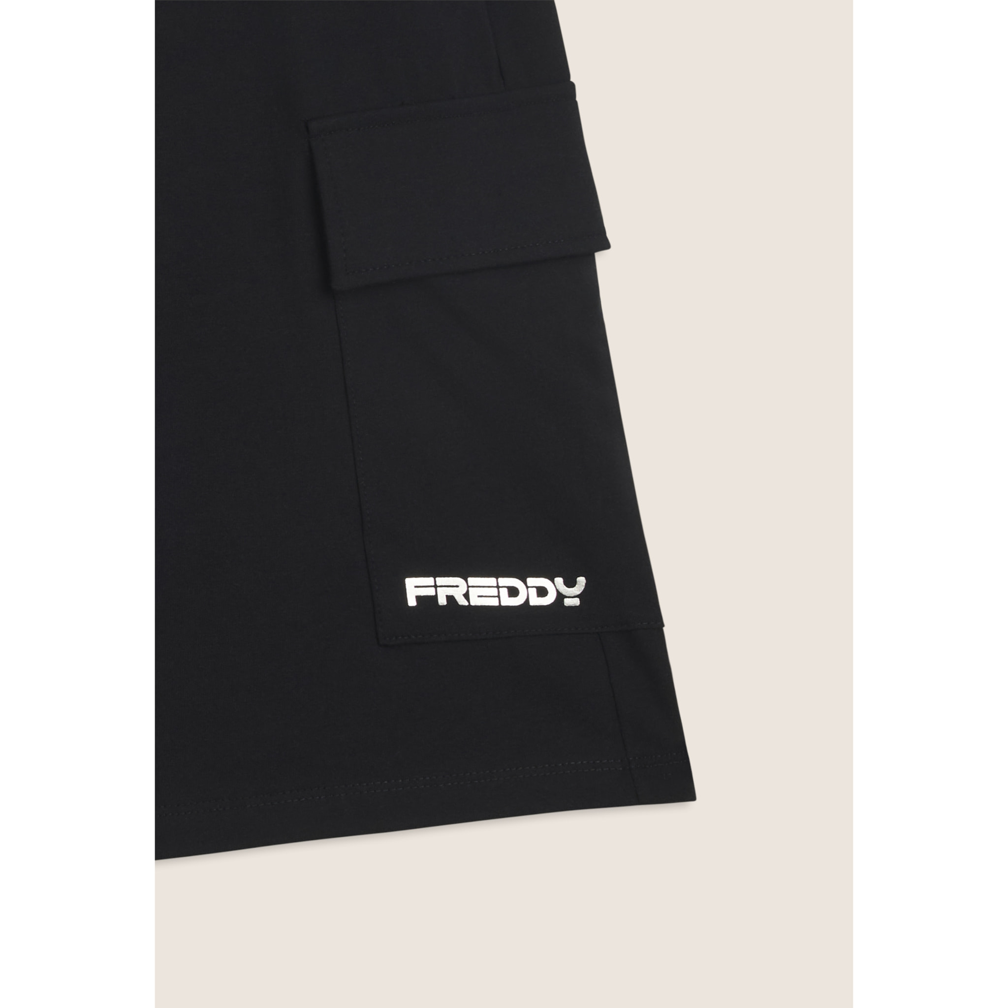 Pantaloncini corti wide leg in jersey con tasche laterali