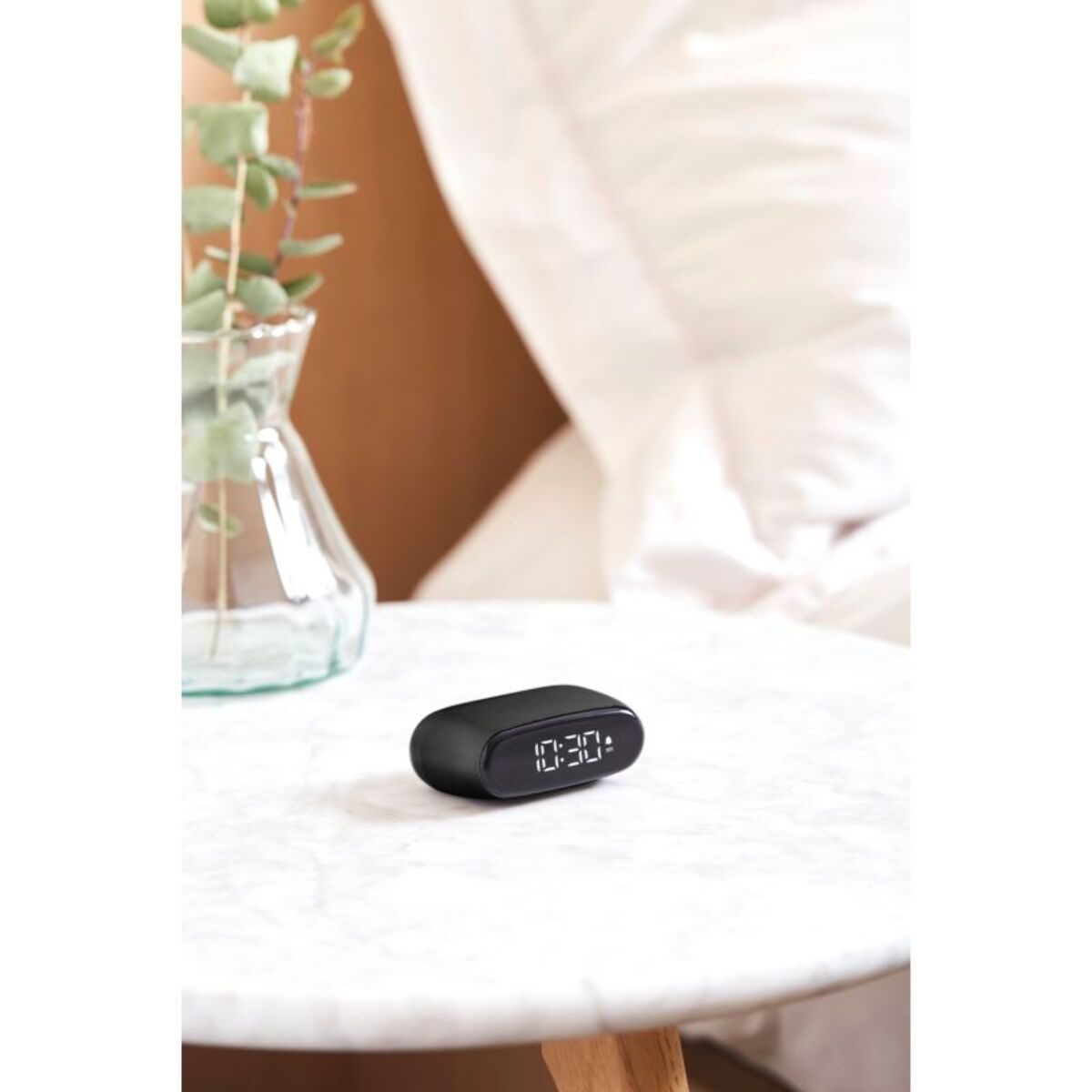 Réveil LEXON Minut ultra-compact Rechargeable Noir