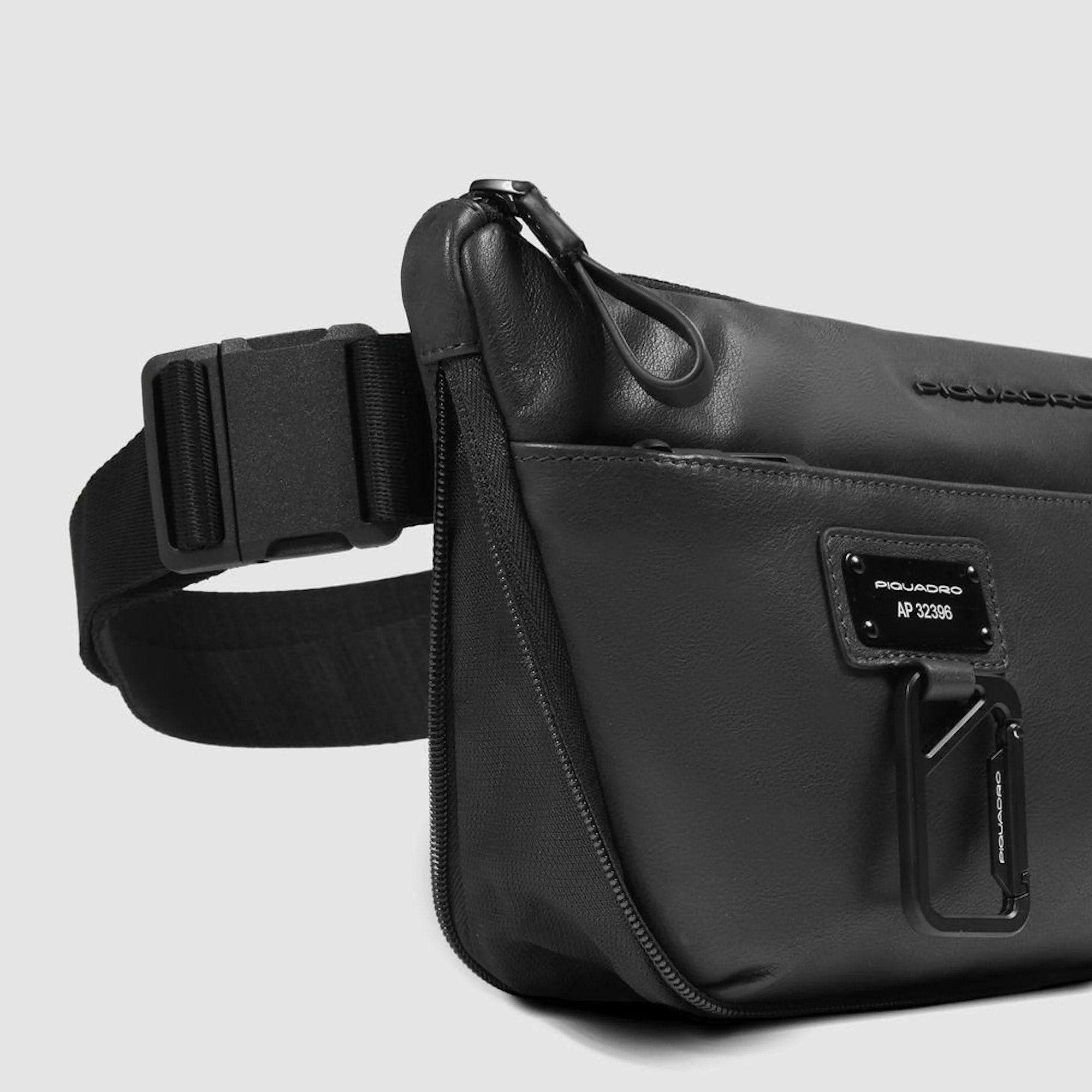 Piquadro Marsupio espandibile in pelle con tasca per Piquadro Smart Tracker