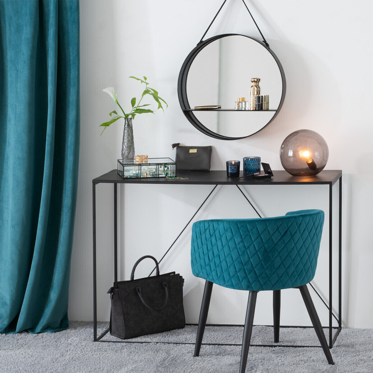 Fauteuil "Marlo" bleu canard en velours