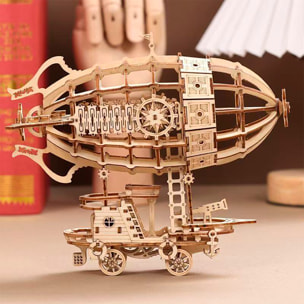 Modello in legno 3D, design di veicolo aereo con movimento meccanico. 160 pezzi.