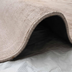 Tapis artisanal doux et soyeux tufté main en viscose