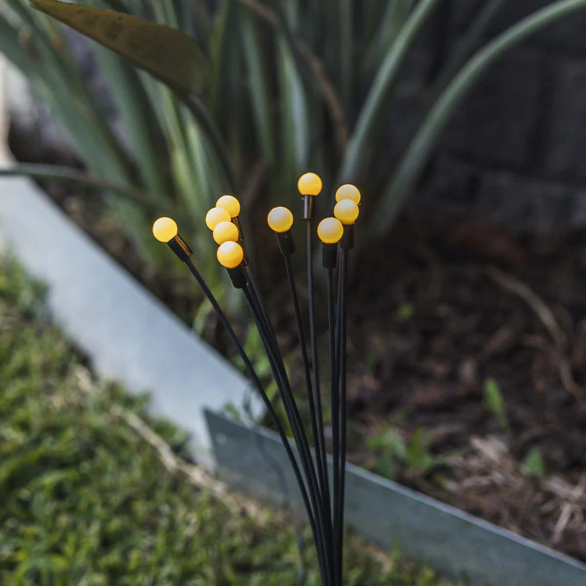 4 Balise solaire 10 boules LYRA H73CM