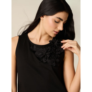 Oltre - Top de algodón con aplicaciones florales - Negro