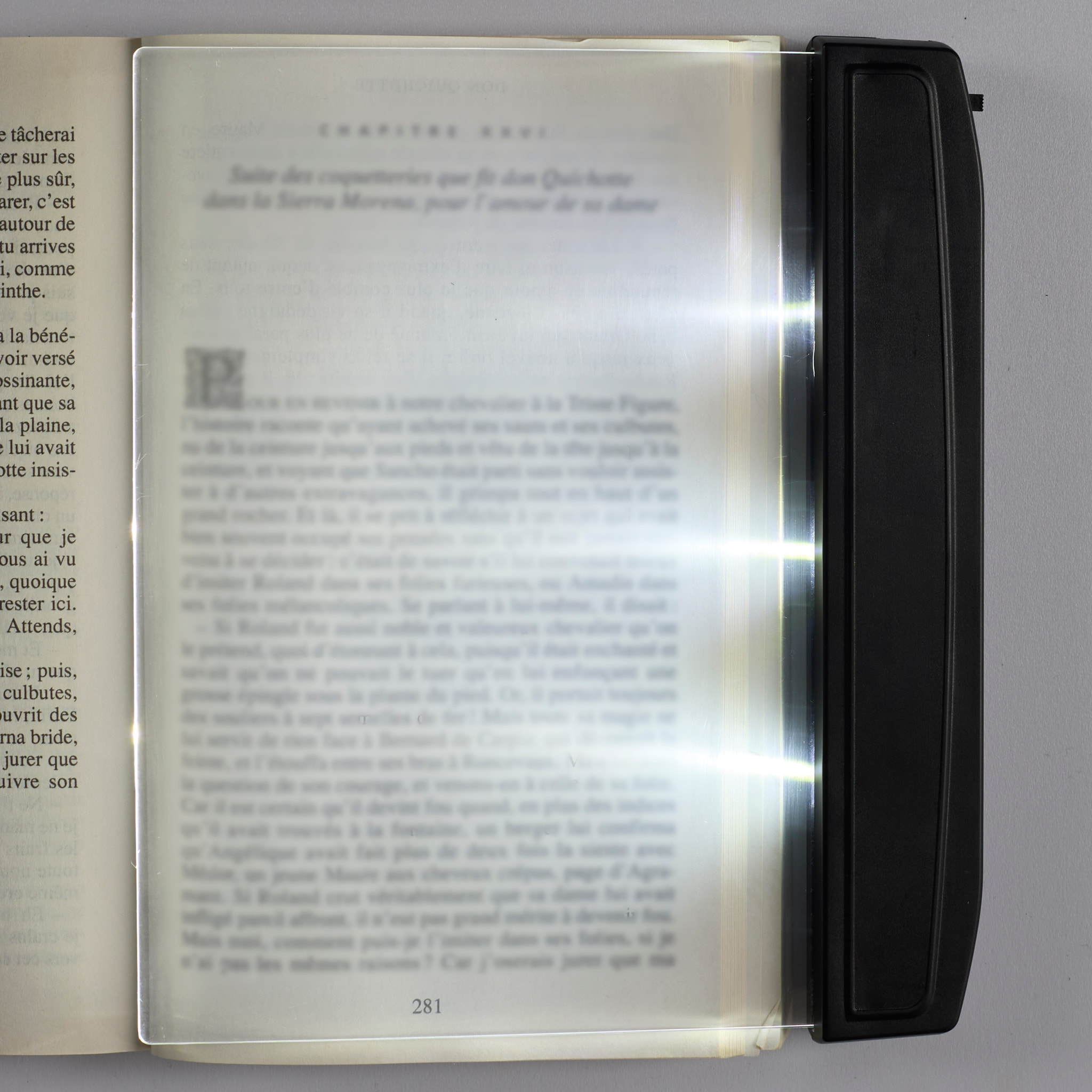 Lampe de Lecture LED - JE CHERCHE UNE IDEE - Noir - Piles - Compacte