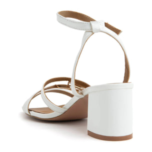 Sandalo glossy con fascette a incrocio - BIANCO