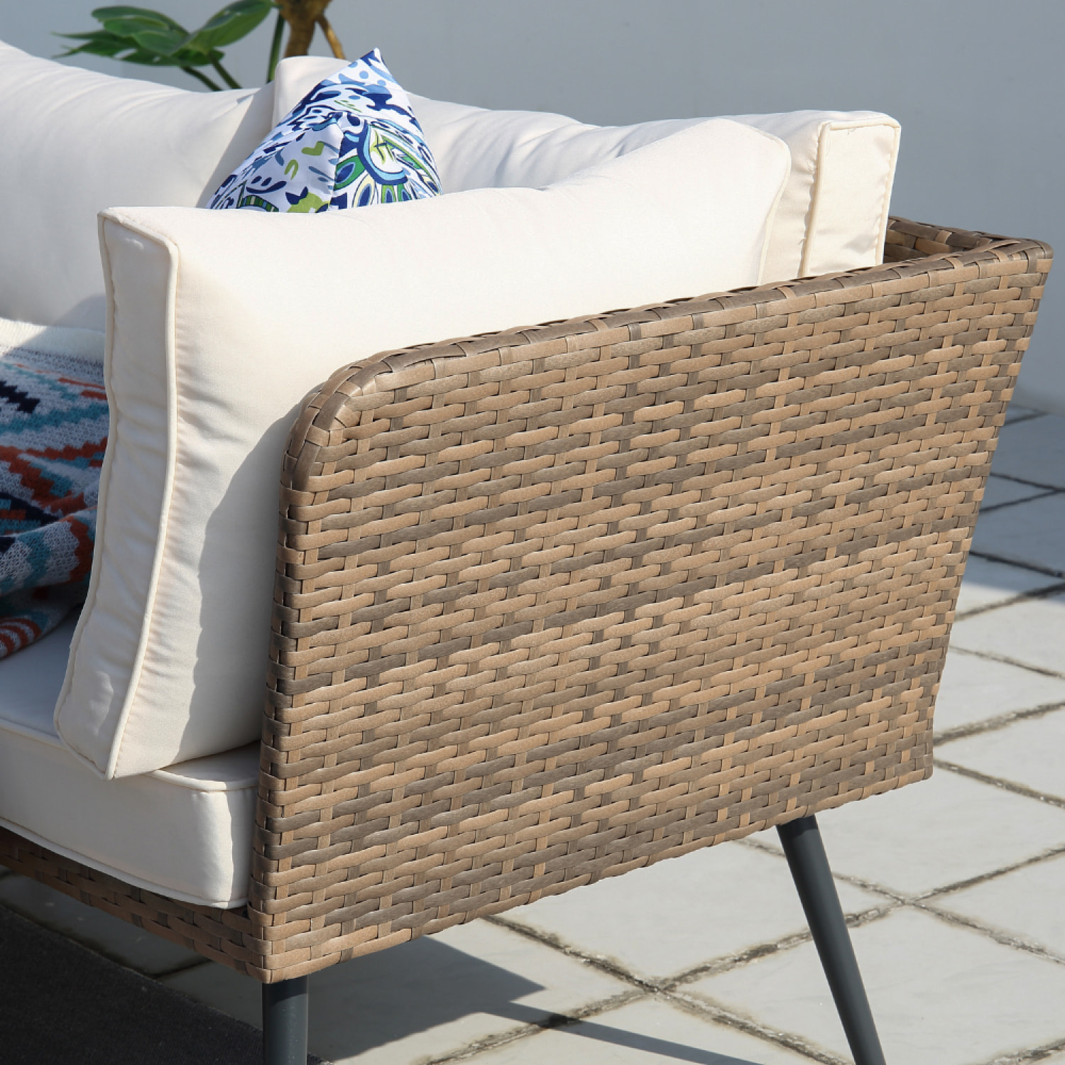 GULO - salon de jardin 9 places résine tressée marron et beige