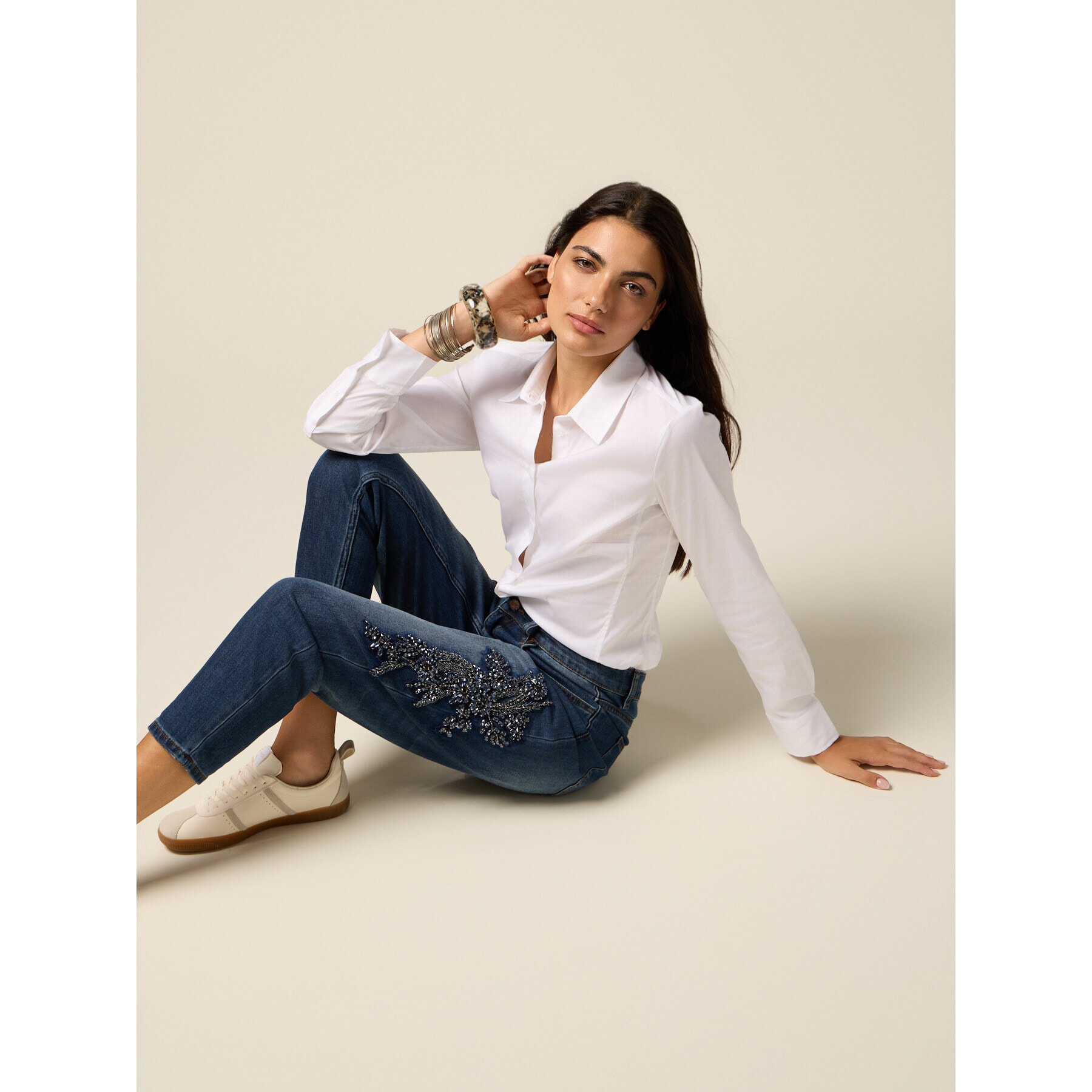 Oltre - Jeans regular con patch gioiello - Blu