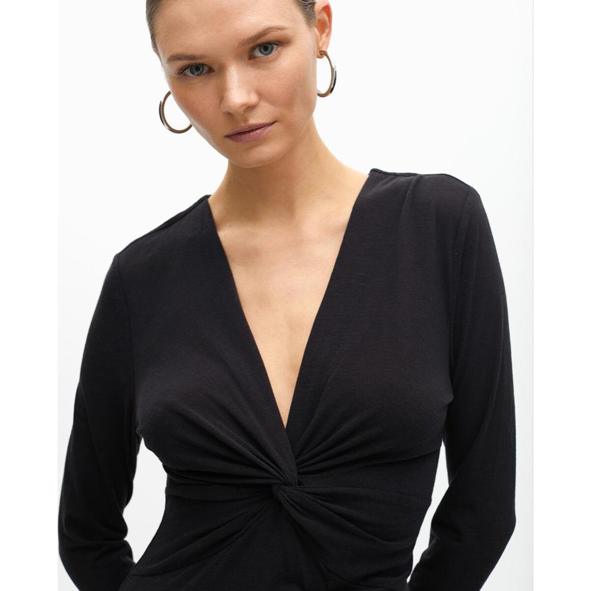 Maglietta in maglia con nodo