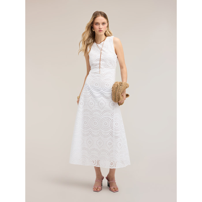 Motivi - Vestido largo en sangallo con escote en la espalda - Blanco