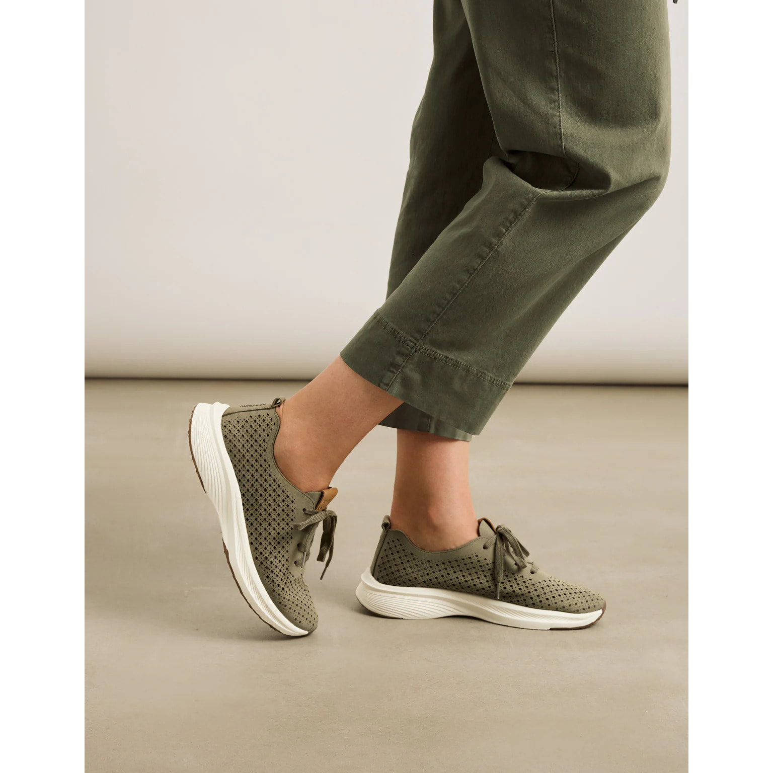 Zapatillas Memory Foam Caqui - Isthar