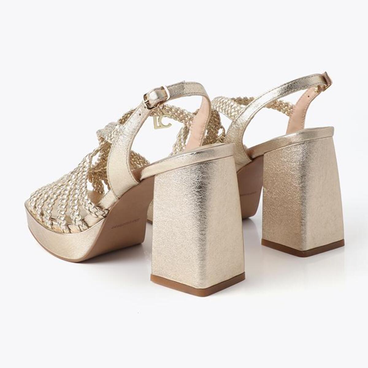 Sandalo con tacco metallizzato e cinturini intrecciati