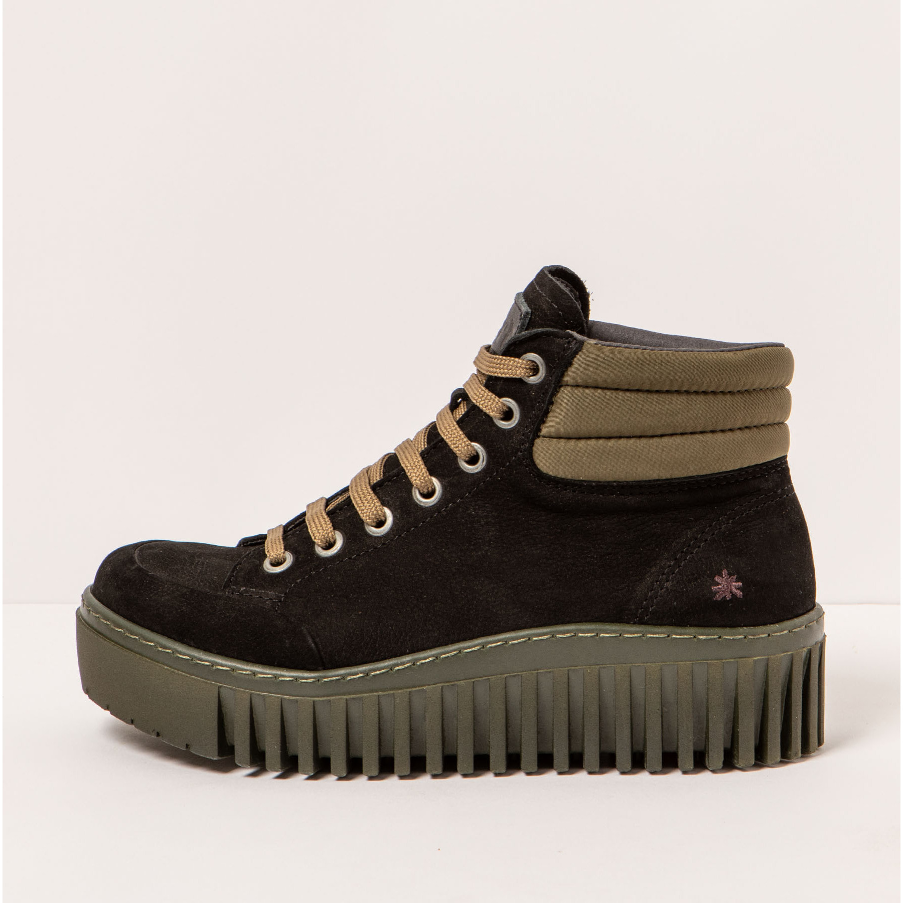 Botines 1532 NOBUCK BLACK-KAKI/BRIGHTON color Black-kaki