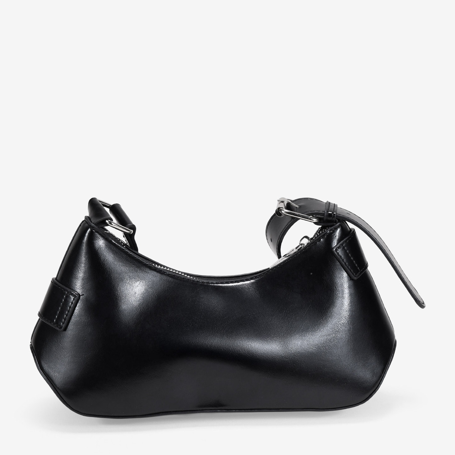 Bolso de hombro negro con cinturones