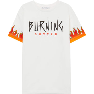 T-shirt oversize stampe fiamme