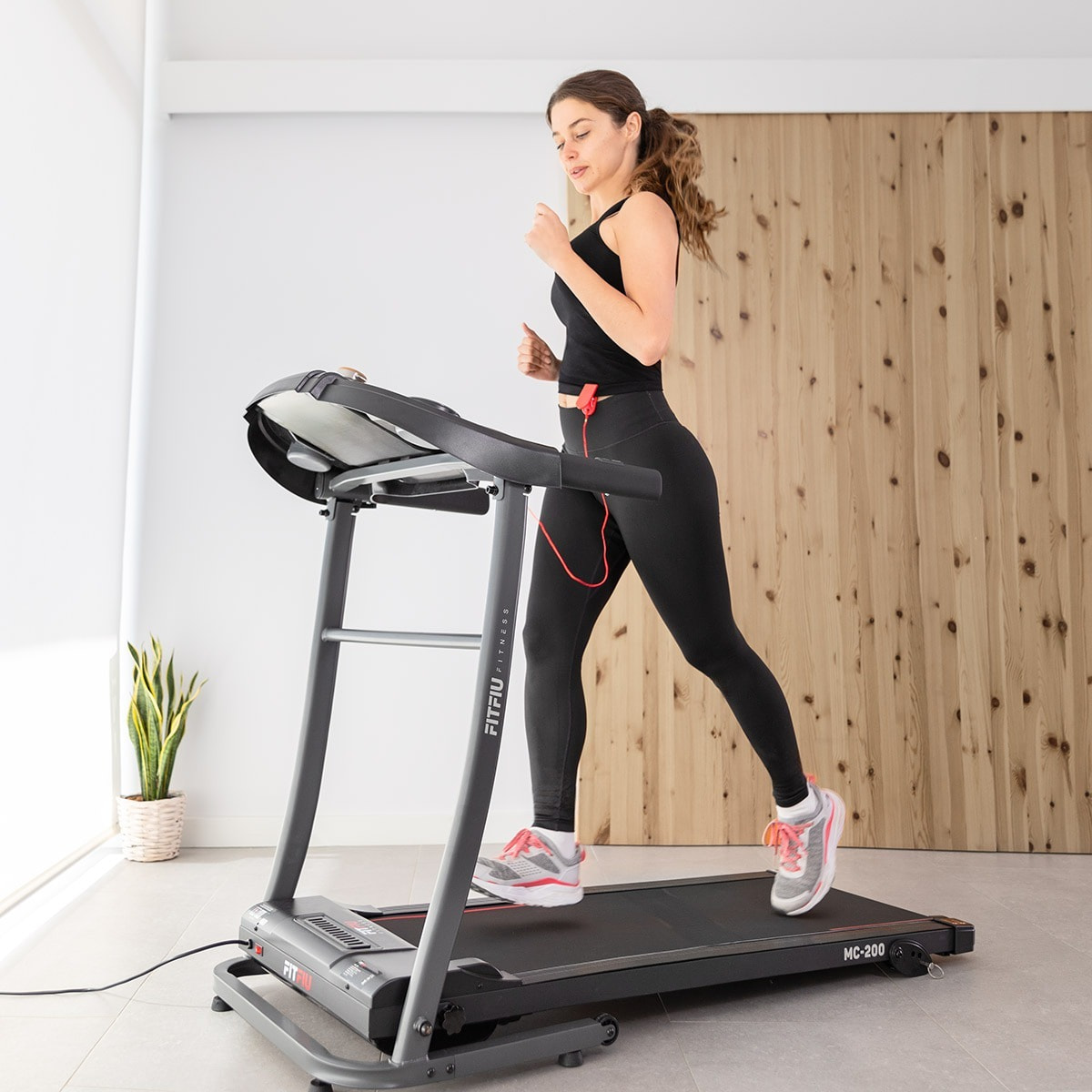 Cinta de correr plegable FITFIU 14km/h inclinación manual y pulsometro 1500w