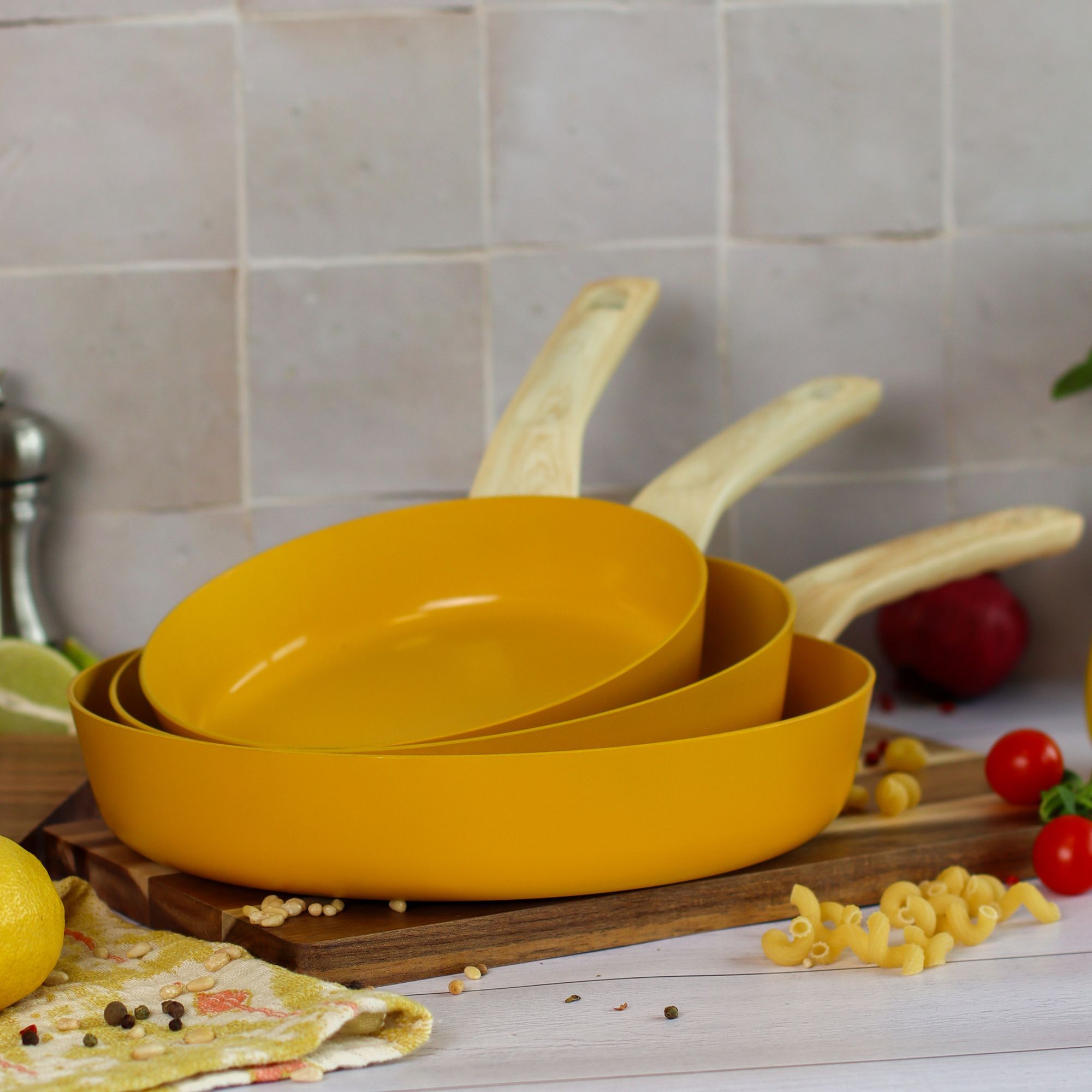 Batterie de cuisine 7 pièces céramique jaune - tous feux SAFRAN