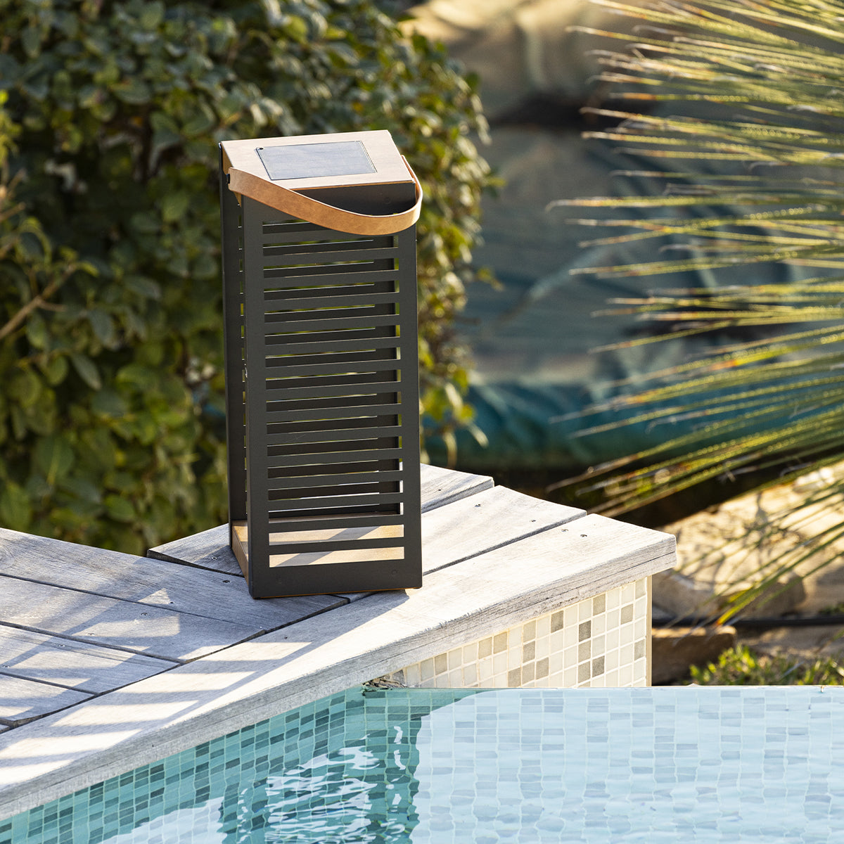 Lanterne solaire et rechargeable FERIAN TALL H50cm