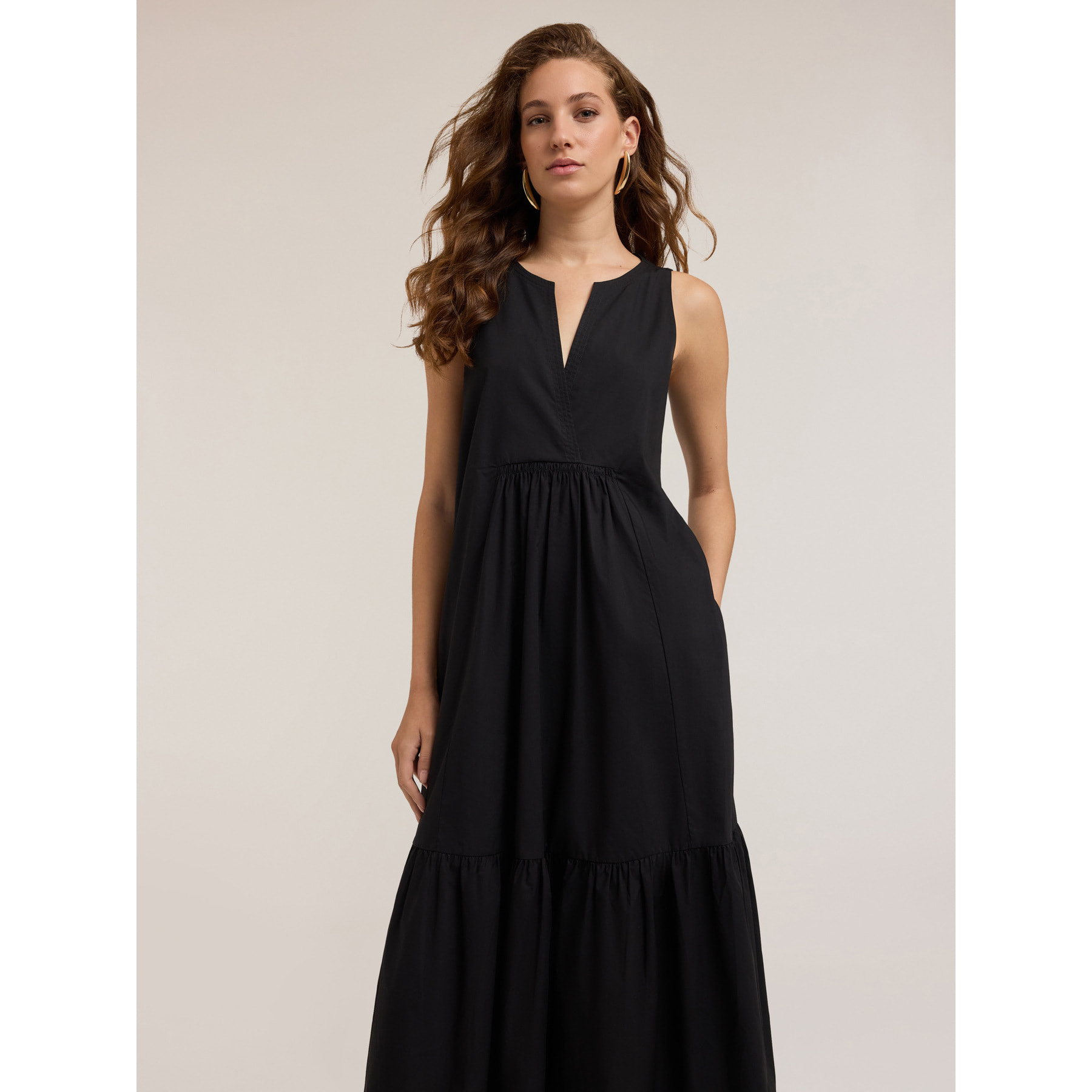 Motivi - Vestido largo con volante de algodón - Negro