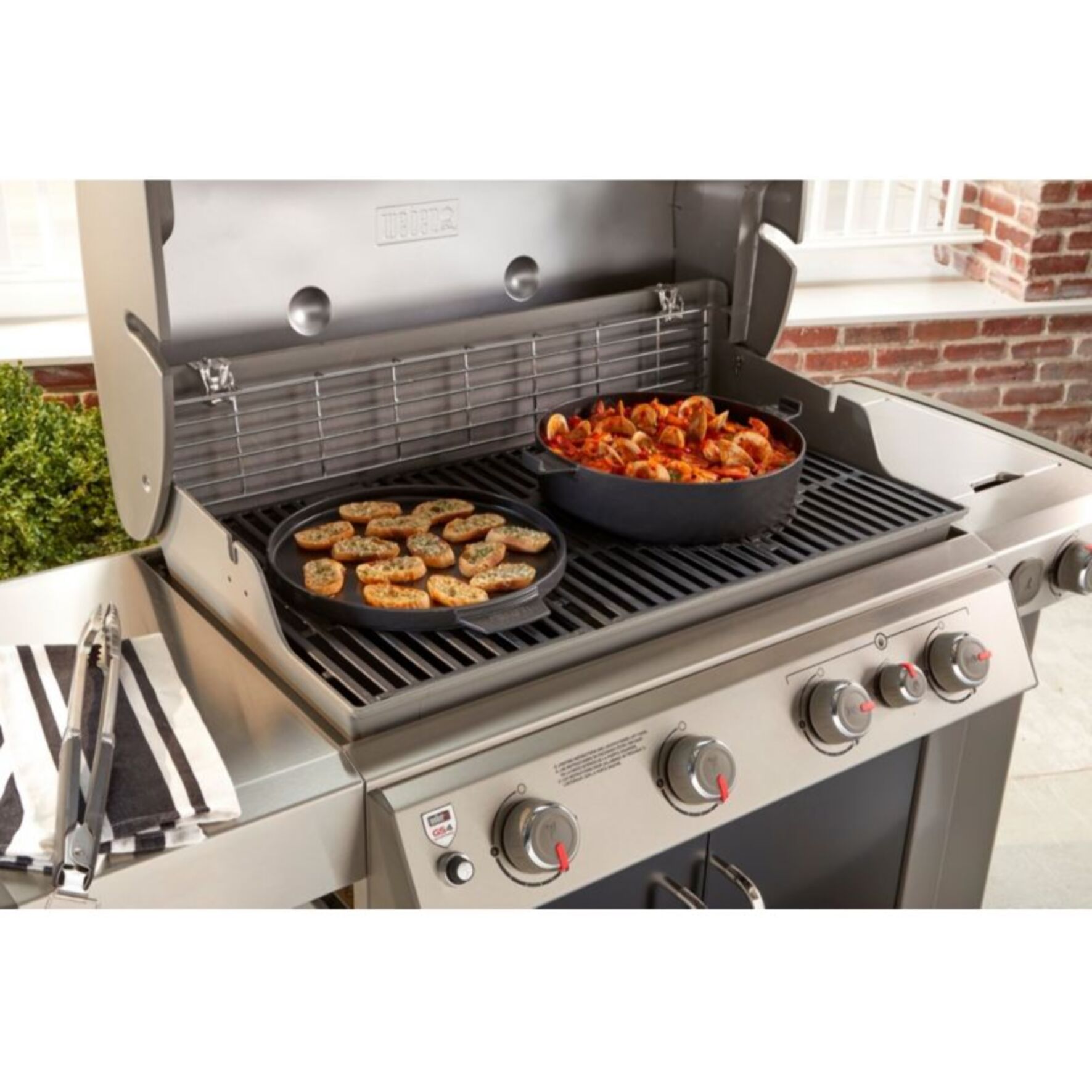 Cocotte barbecue WEBER COCOTTE 2 EN 1 POUR GBS