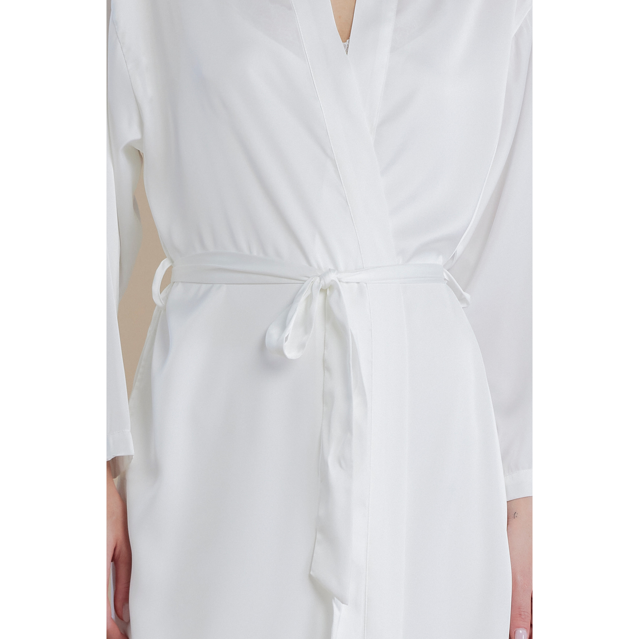 Vestaglia in raso con maniche lunghe e cintura articolo pleasure Noidinotte