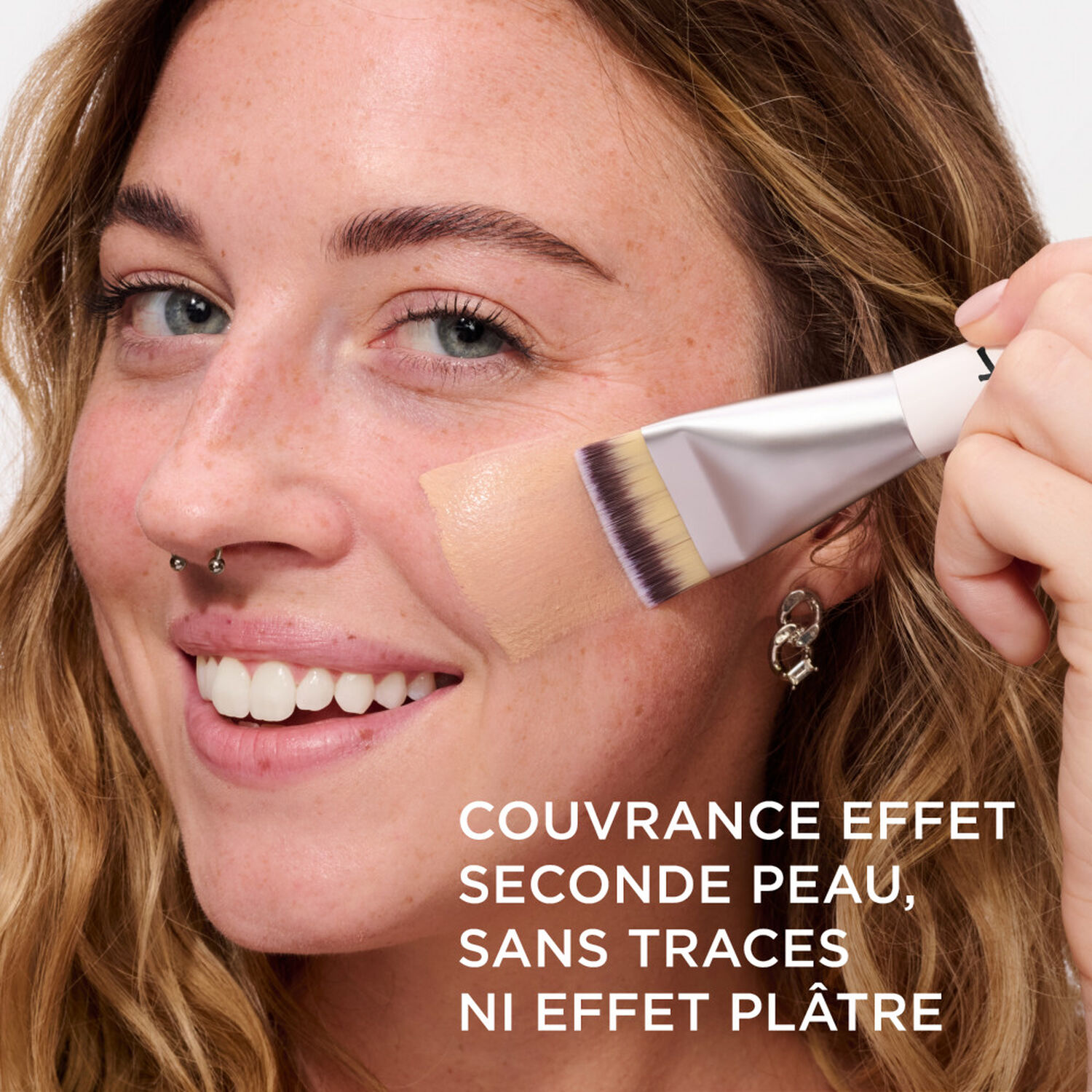 Heavenly Luxe™ - Pinceau Spatule Lissant Teint Parfait  #10