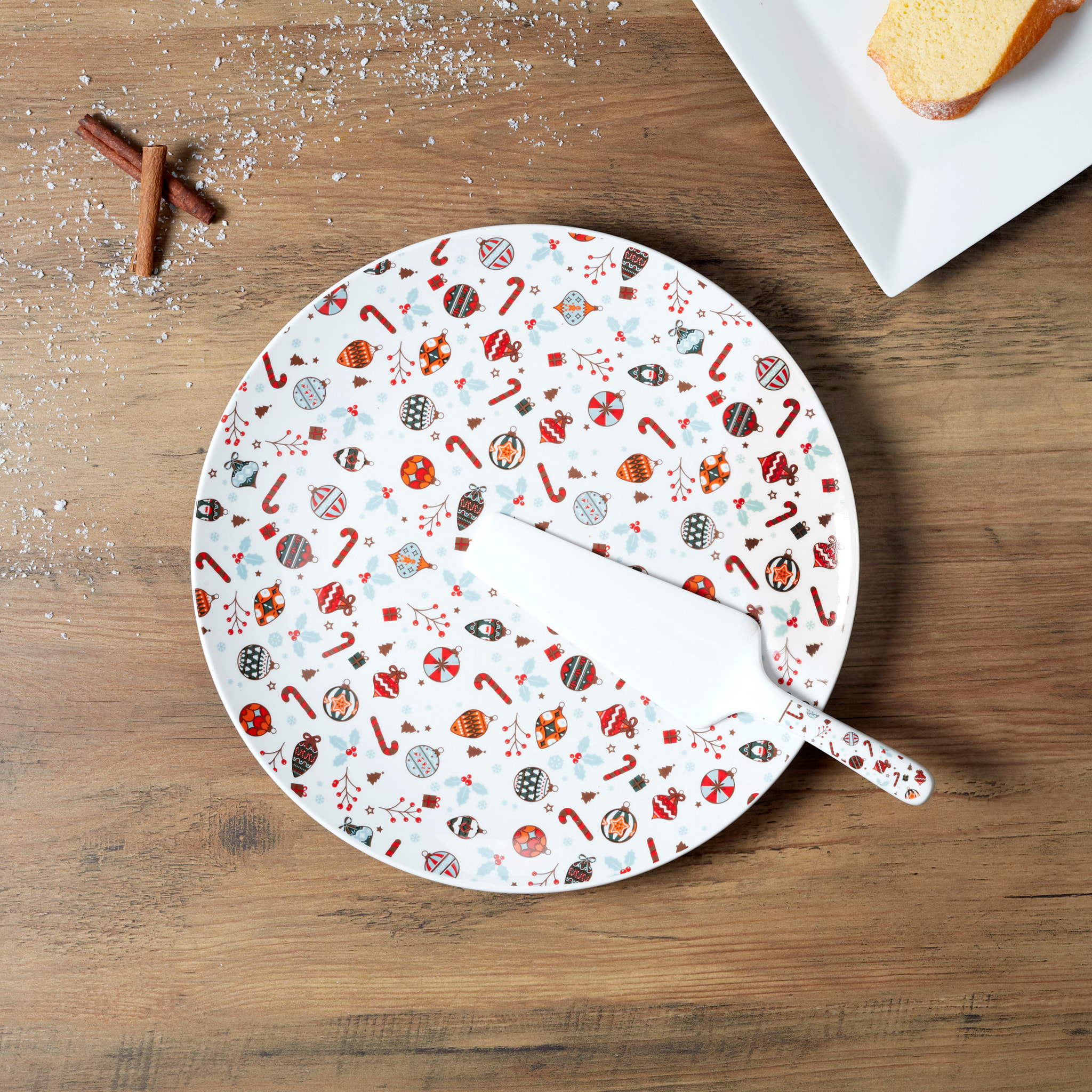 Plat Et Pele A Tarte Noel