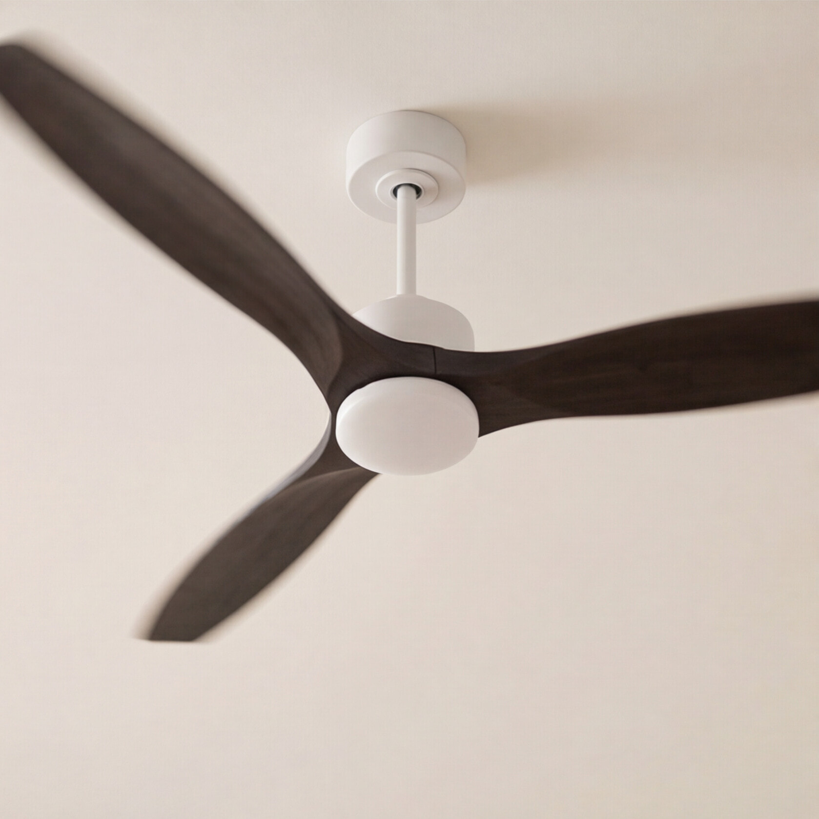 Forlight - Ventilador Stem Evo ø1320mm Acero, Cristal Blanco palas Negras, Arenado