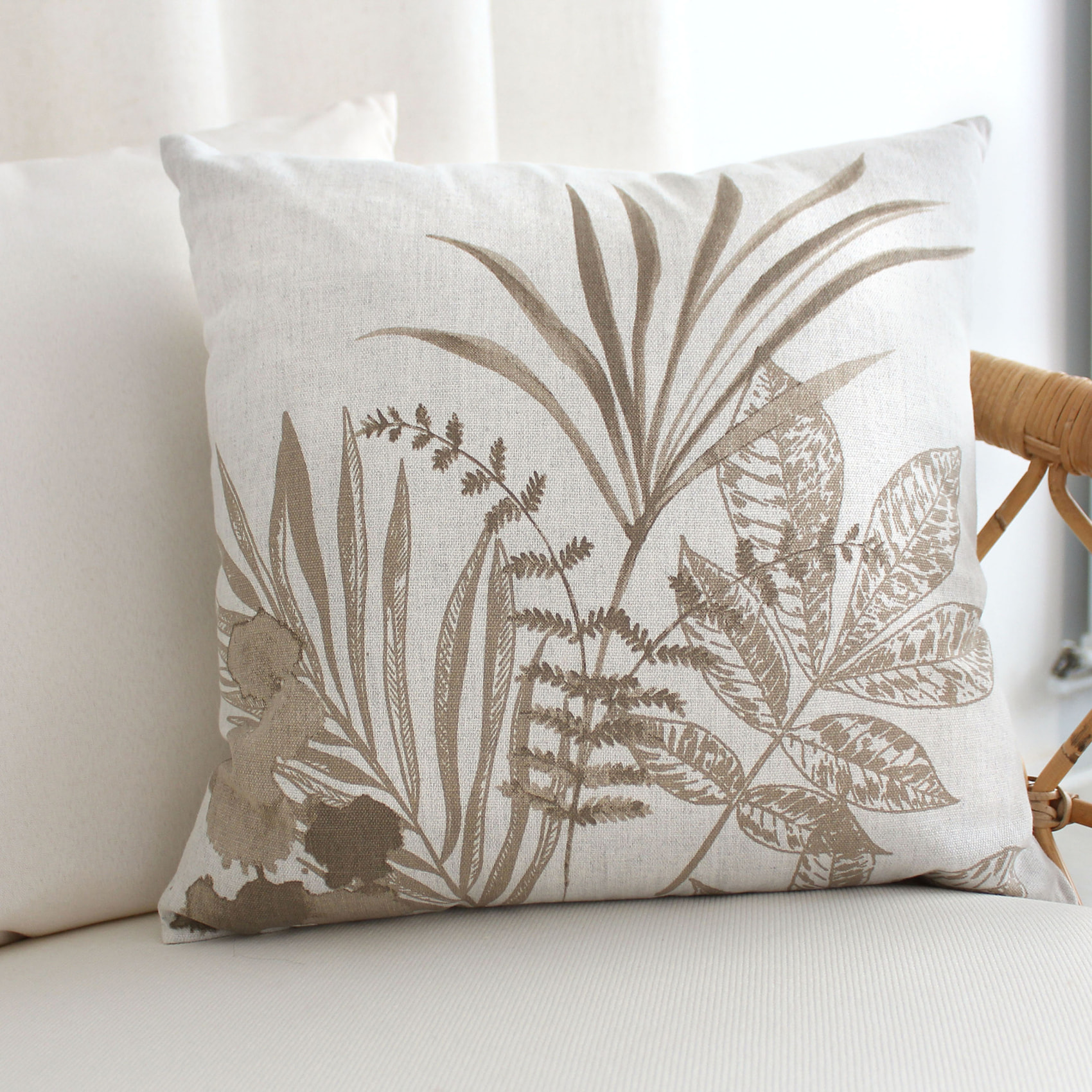 Coussin carré motif nature - Ecru