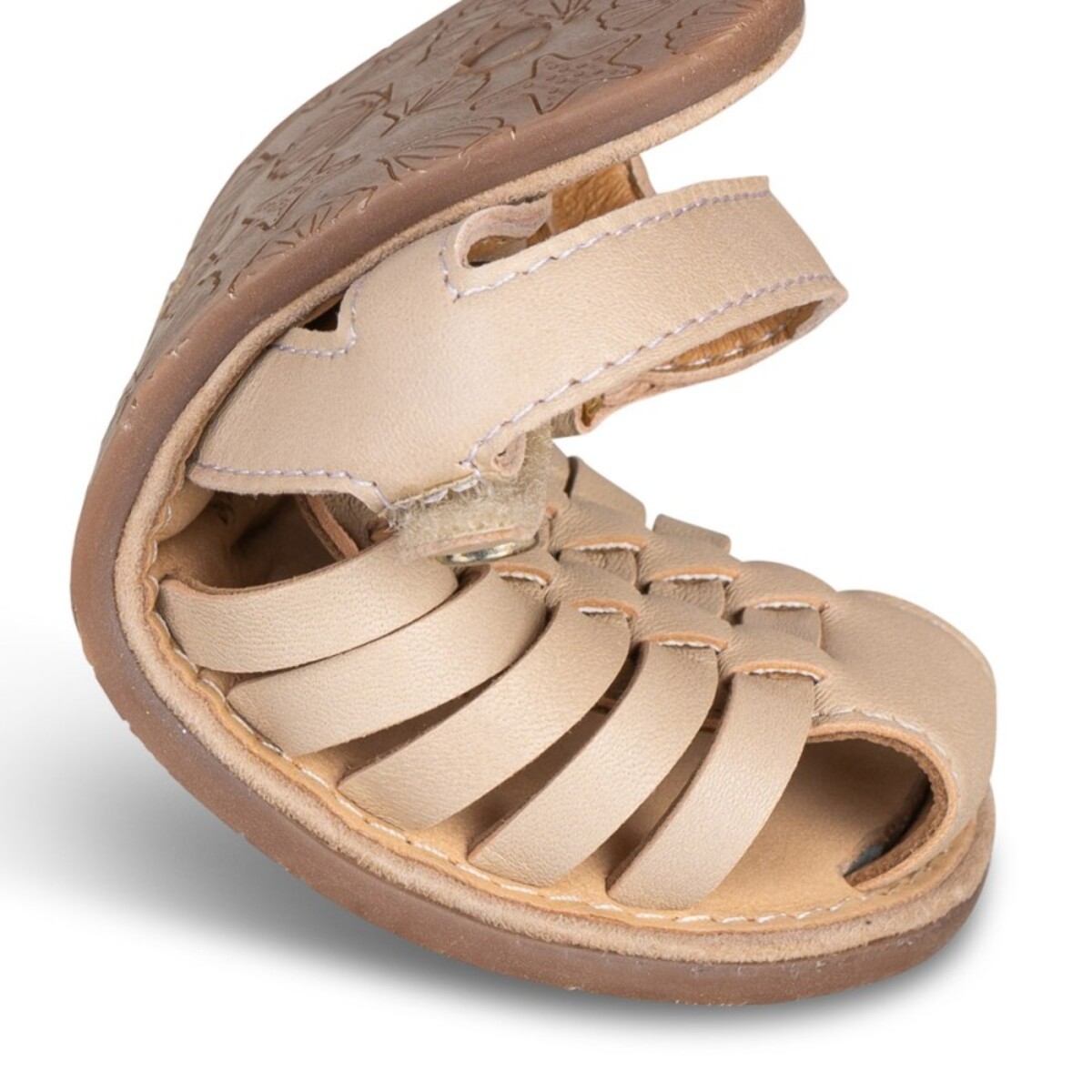 SANDALIA BAREFOOT PIEL CHETTO CANGREJERA TRENZADA TAUPE