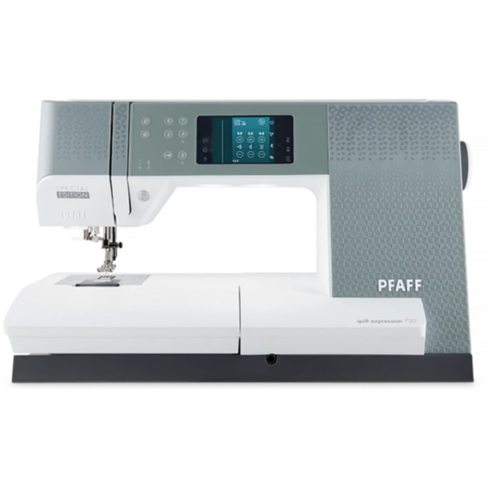 Machine à coudre PFAFF Expression 720