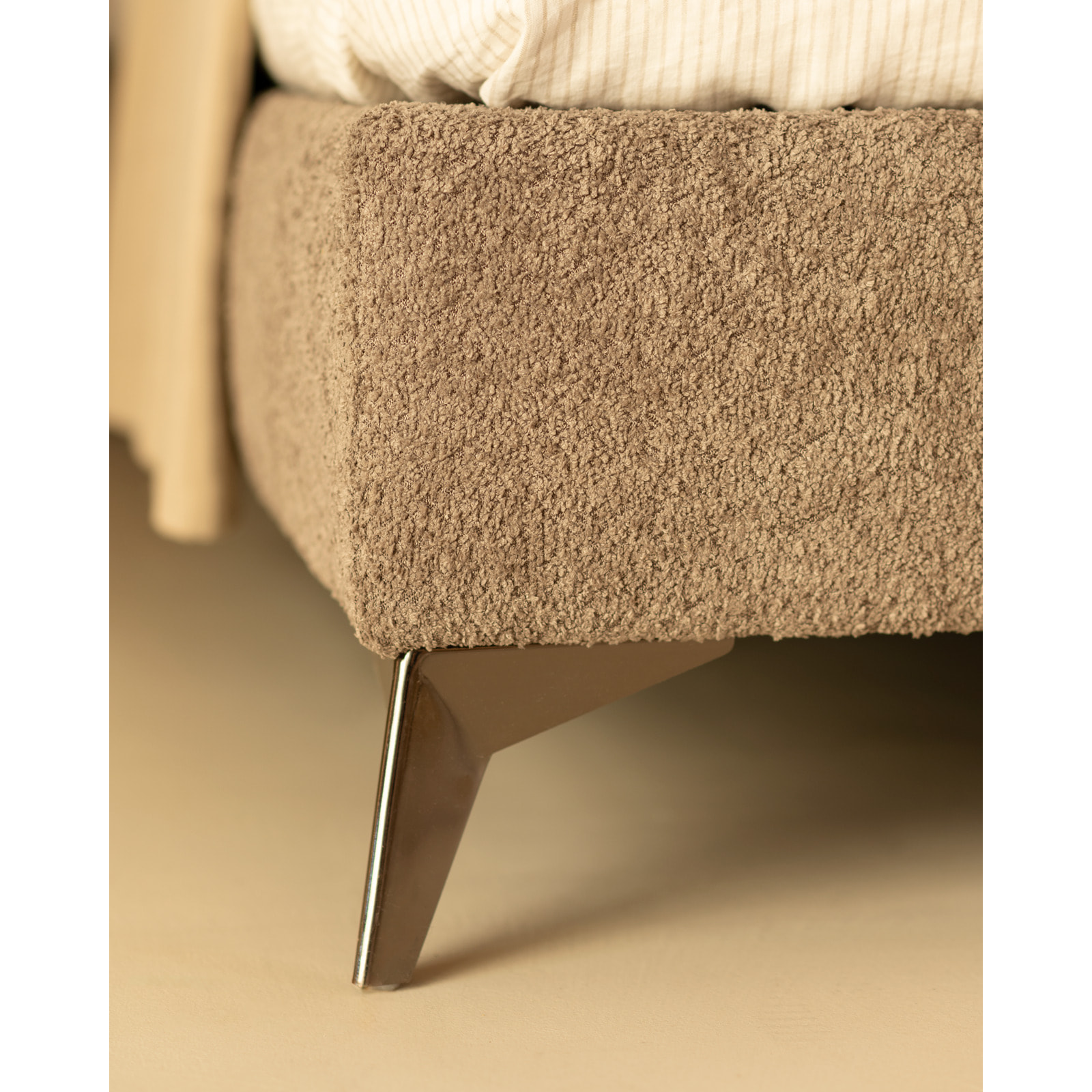 Lit rembourré en taupe boculé pour les matelas en différentes tailles