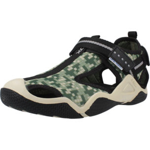 Sandalias Niño de la marca GEOX  modelo JR WADER VERDE