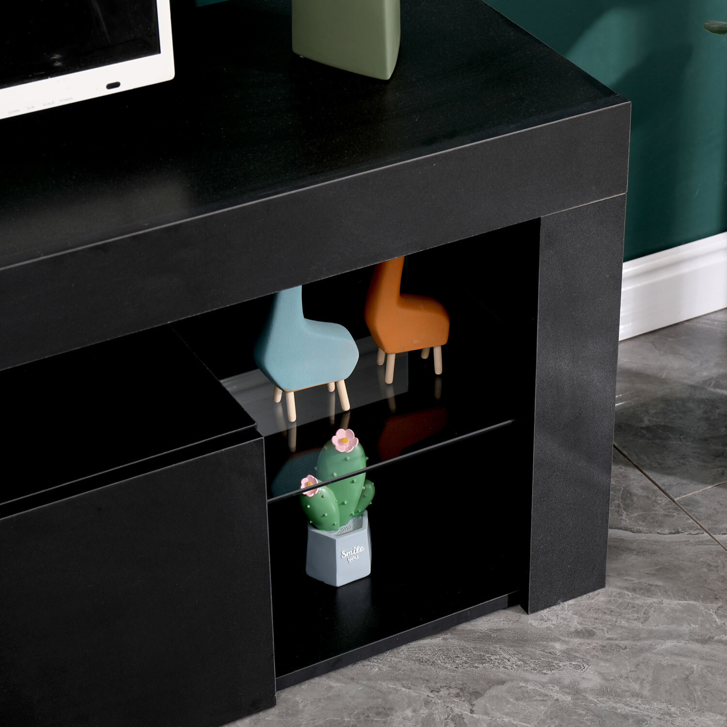 Meuble TV 140cm noir à LED DARYL