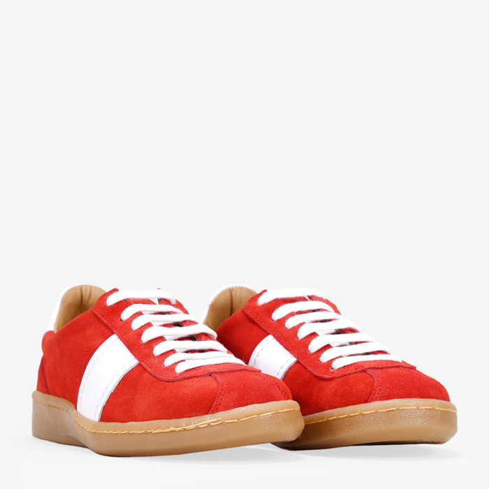 Zapatillas rojas en piel con suela caramelo