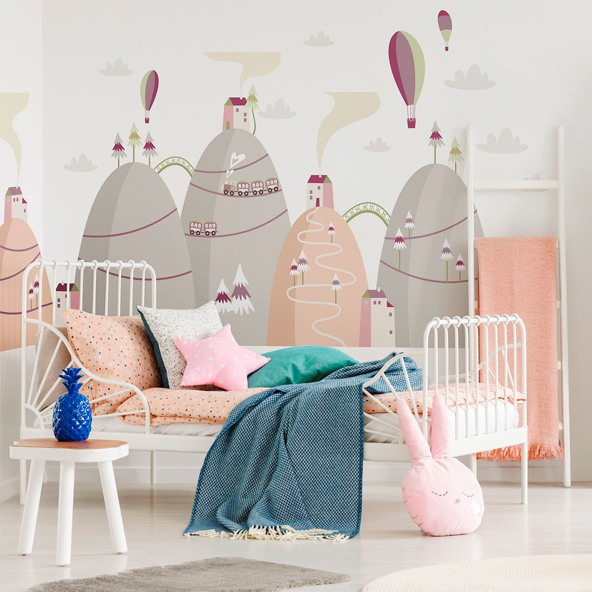 Stickers muraux enfants - Décoration chambre bébé - Autocollant Sticker mural géant enfant montagnes scandinaves MONTGOLFIÈRES AMIES DU CIEL