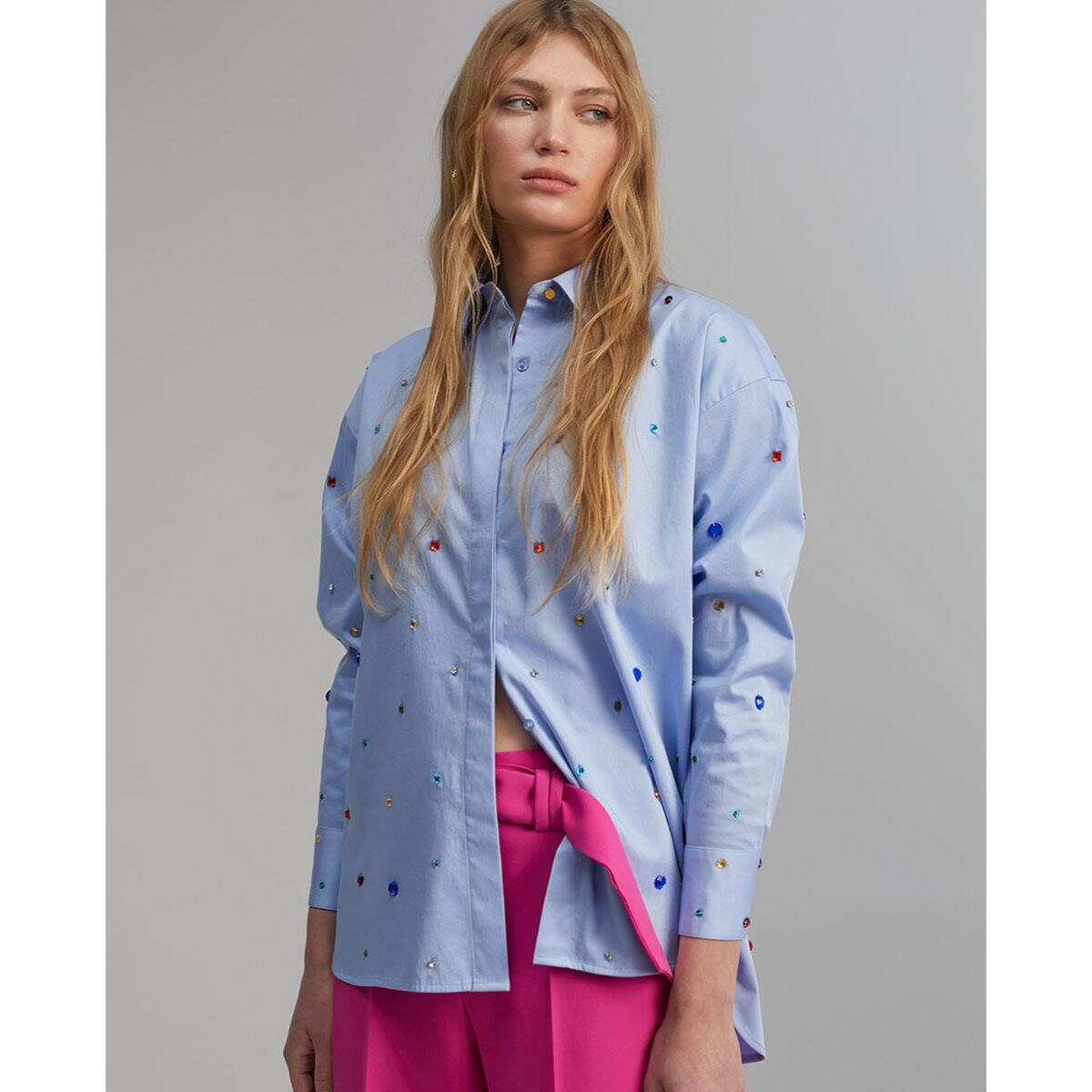 Camicia in popeline con pietre ad anello