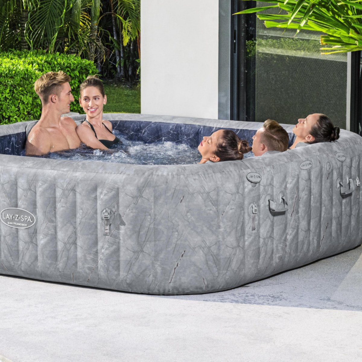 Bestway Spa gonflable carré Lay-Z-Spa San Francisco HydroJet Pro avec WiFi 5-7 personnes