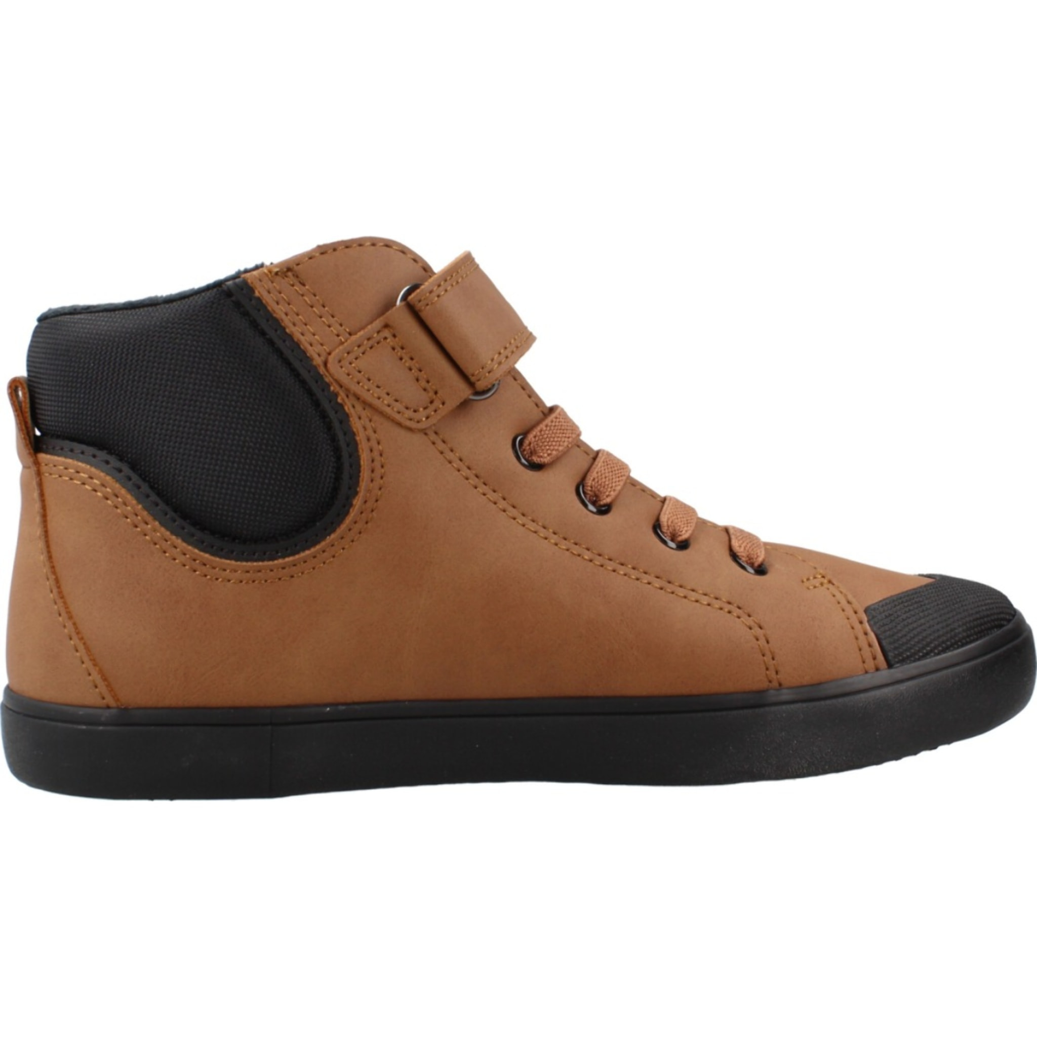 Zapatillas Niño de la marca GEOX  modelo J GISLI MARRON CLARO