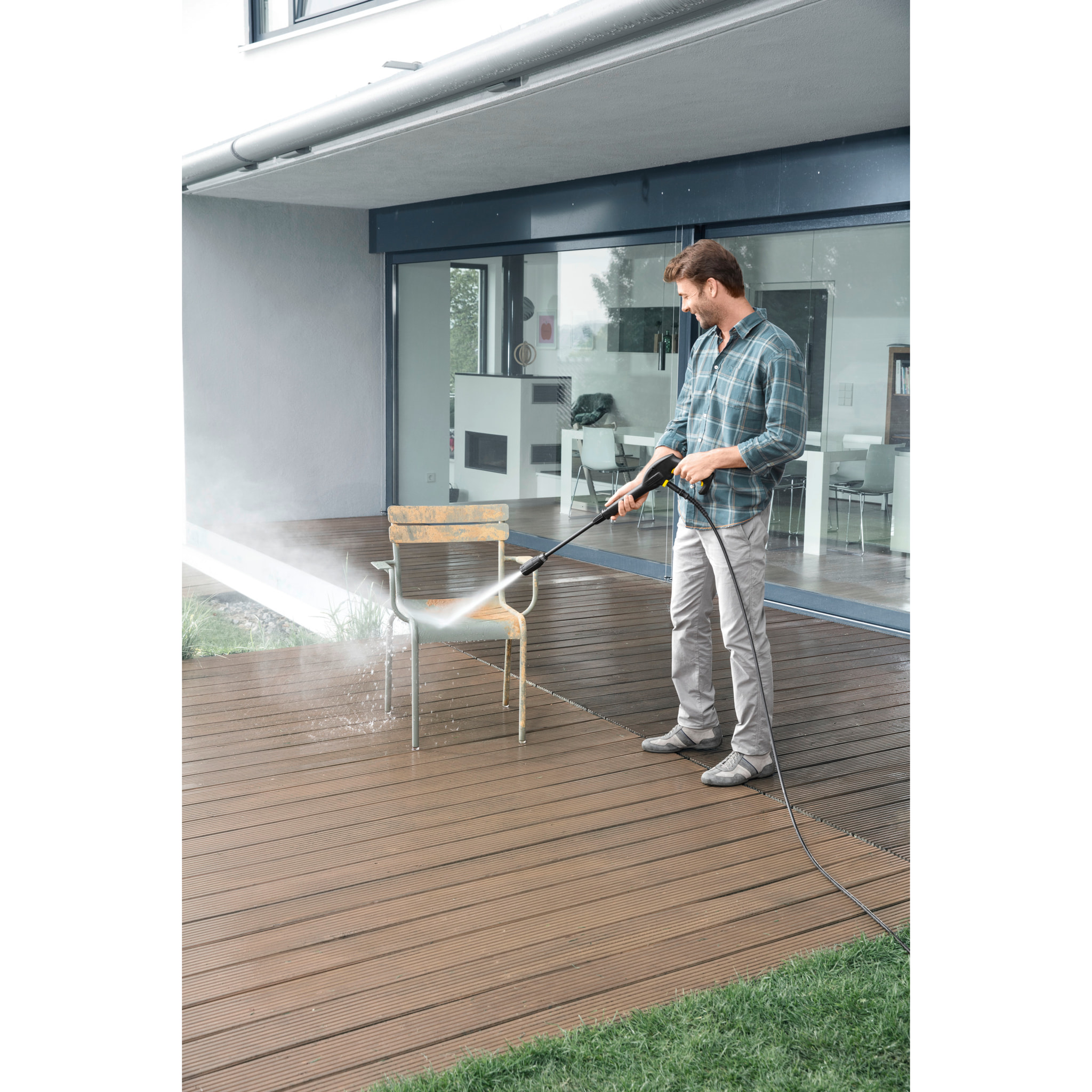 Nettoyeur haute pression Karcher K 2 Power Control - Pression 110 bar- Débit 360 l/h- Réglage de la pression