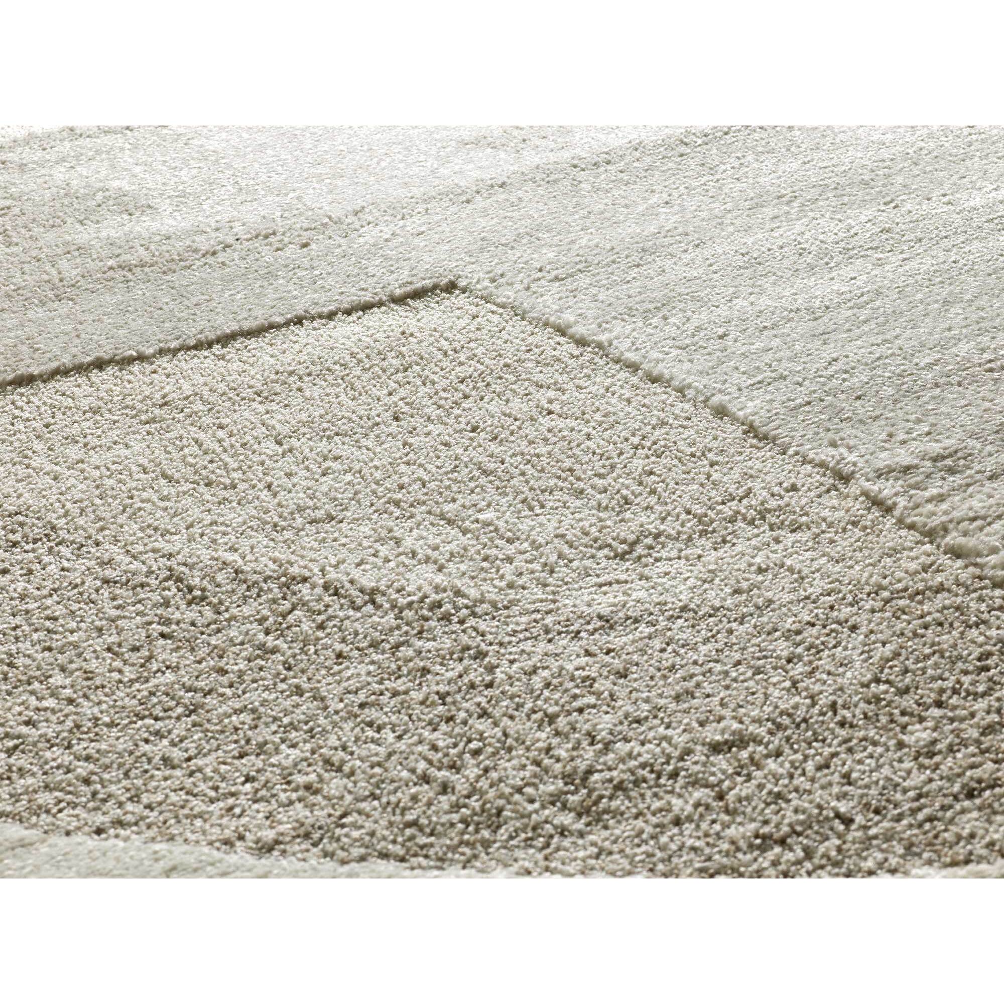 VERONA Alfombra geomÃ©trica con relieve en color crema, varias medidas disponibles.