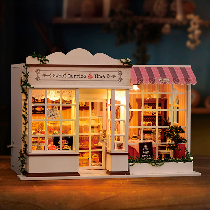 Negozio di dolci Tempo di Bacche. Modello 3D realistico con grande dettaglio e luci a led.