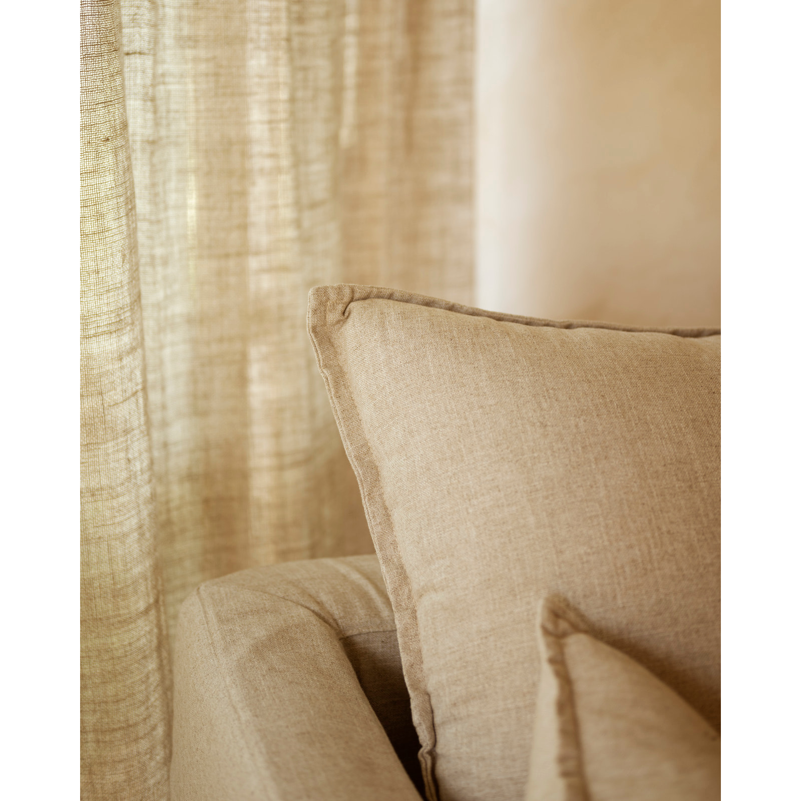 Sillón de algodón y lino desenfundable tono beige de 108x96cm Alto: 99 Largo: 108 Ancho: 96