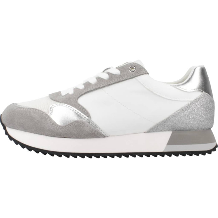 Sneakers de  Mujer de la marca GEOX  modelo D DORALEA B White